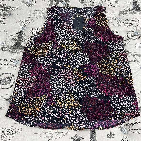 Gibson x Living in Yellow City Safari Scalloped V-Neck Tank - Picture 2 of 6